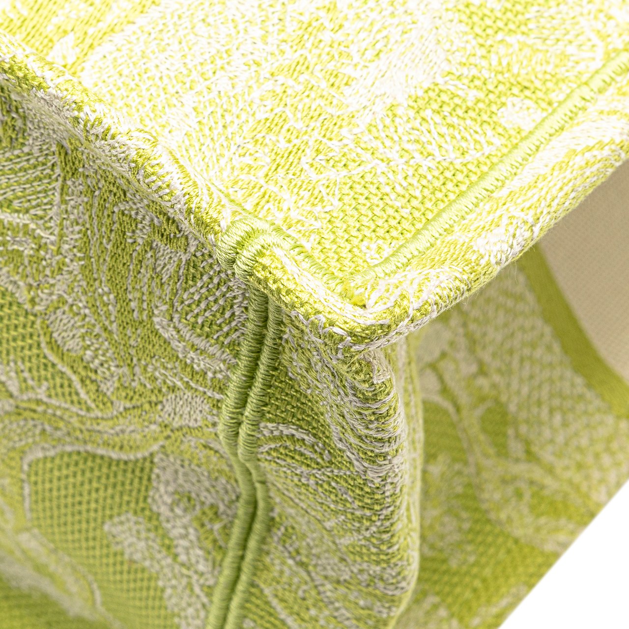 Dior Medium Canvas Embroidered Dioriviera Toile De Jouy Book Tote Groen