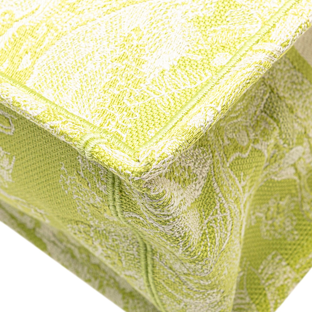 Dior Medium Canvas Embroidered Dioriviera Toile De Jouy Book Tote Groen