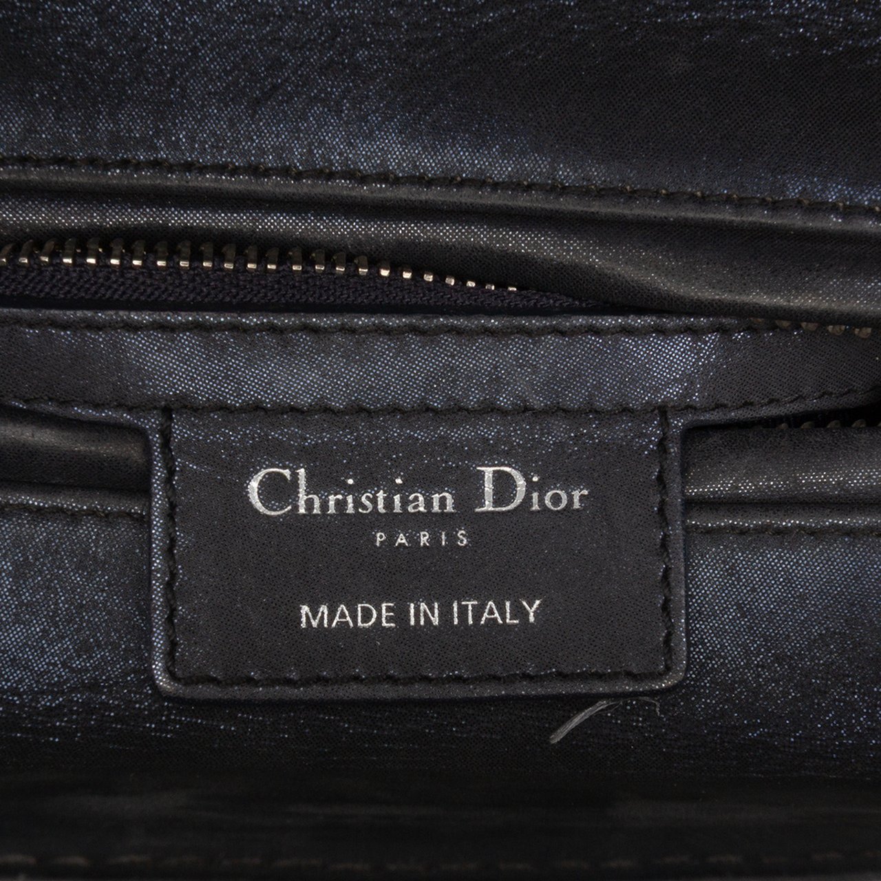 Dior Medium Iridescent Lambskin Cannage Lady Dior Zwart