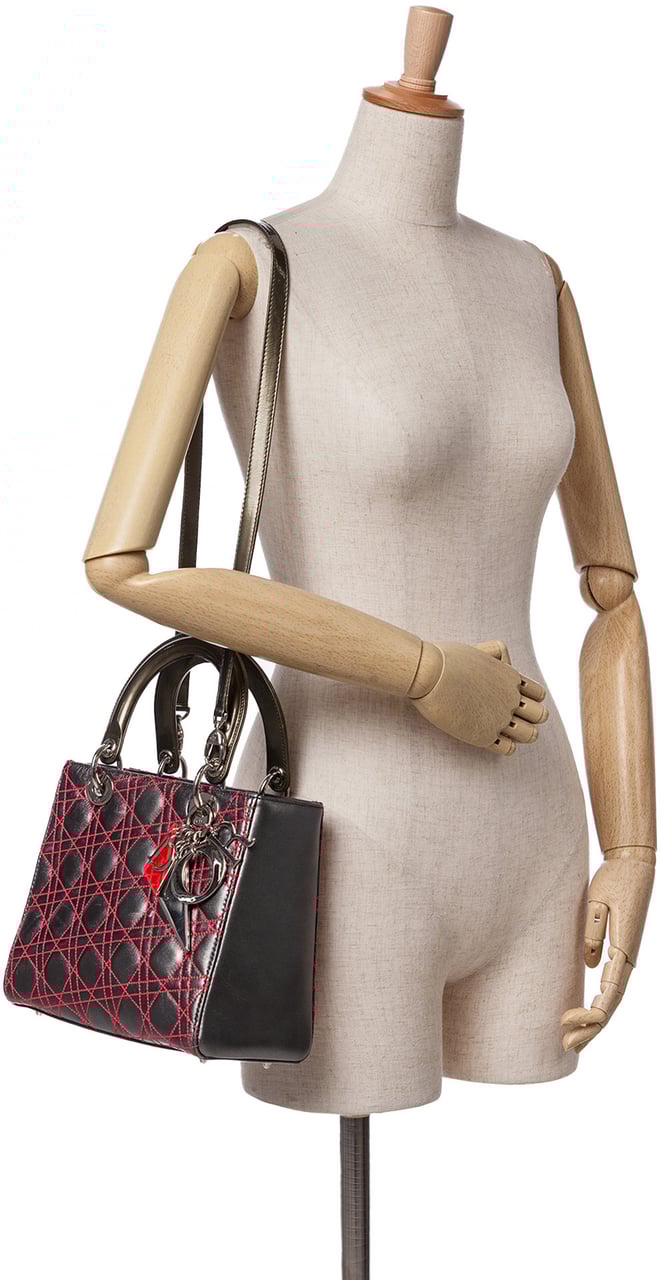 Dior Anselm Reyle Medium Metallic Lambskin Cannage Lady Dior Grijs