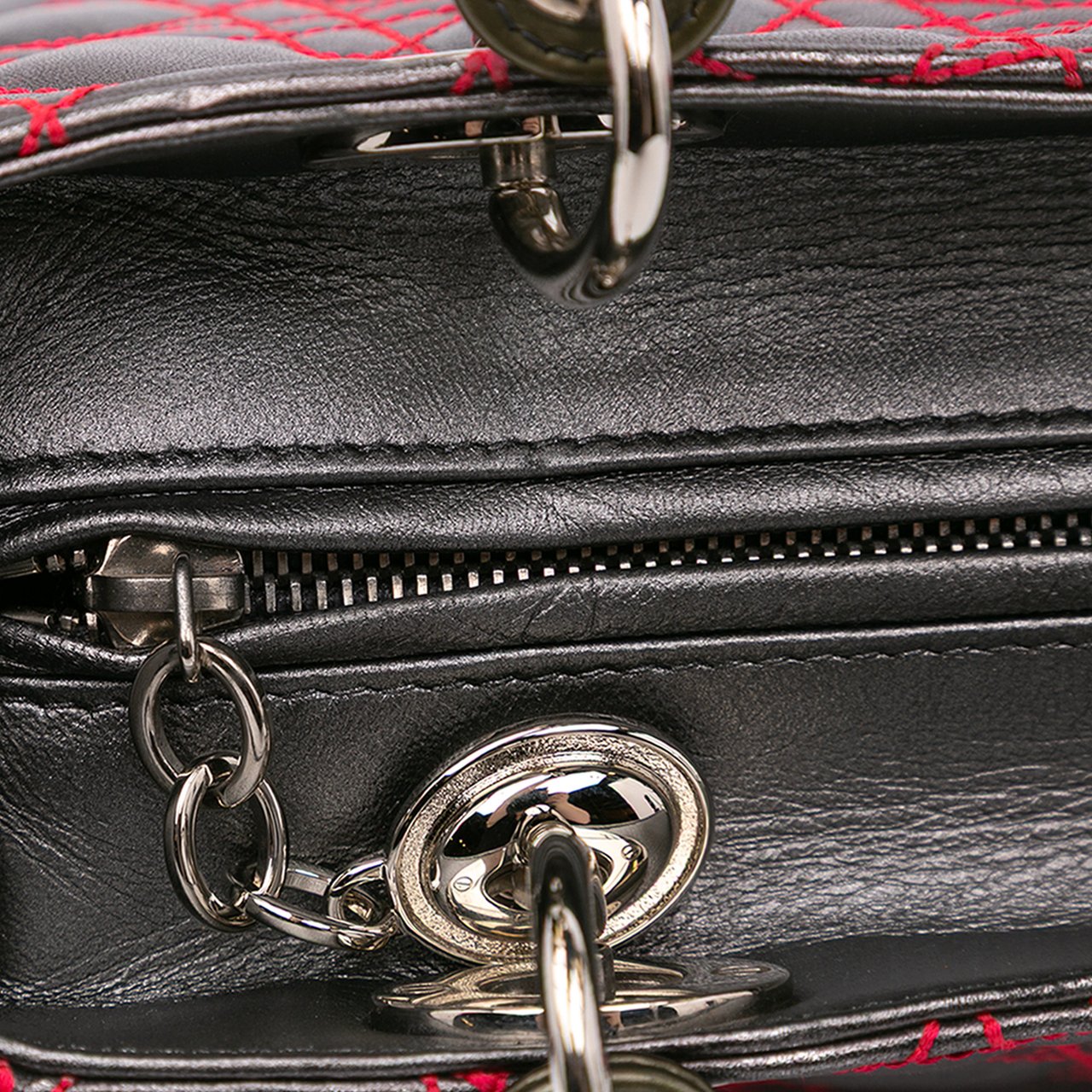 Dior Anselm Reyle Medium Metallic Lambskin Cannage Lady Dior Grijs