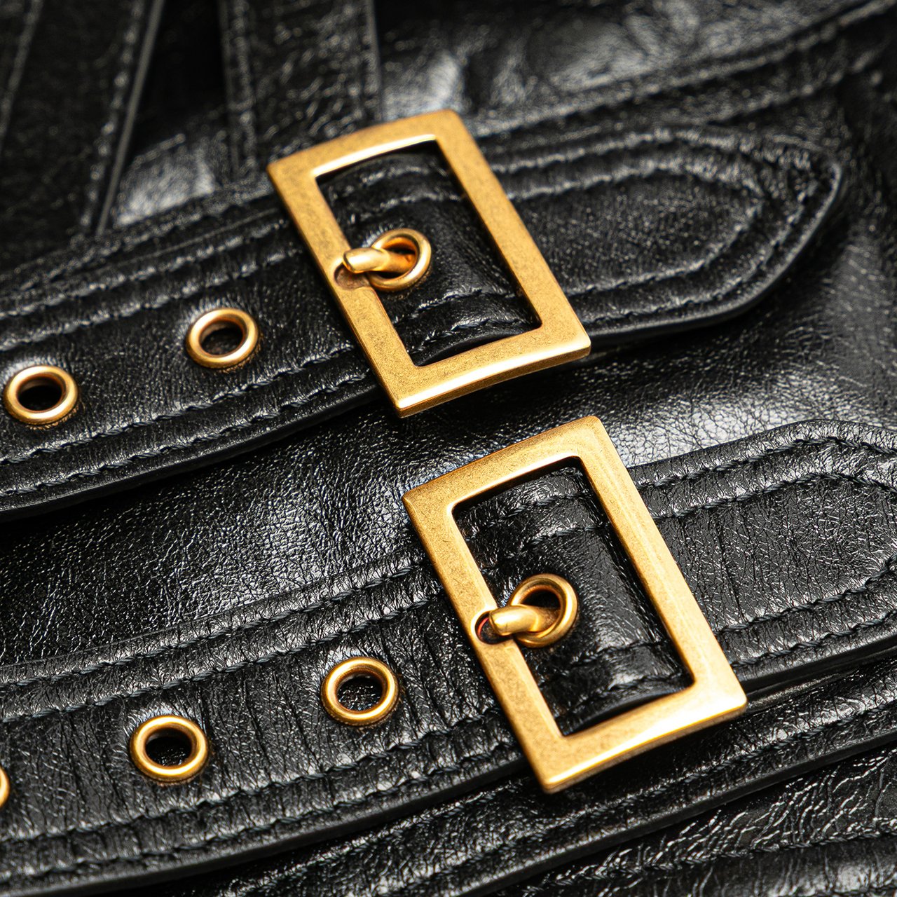 Dior Crinkled Lambskin Saddle Belt Bag Zwart
