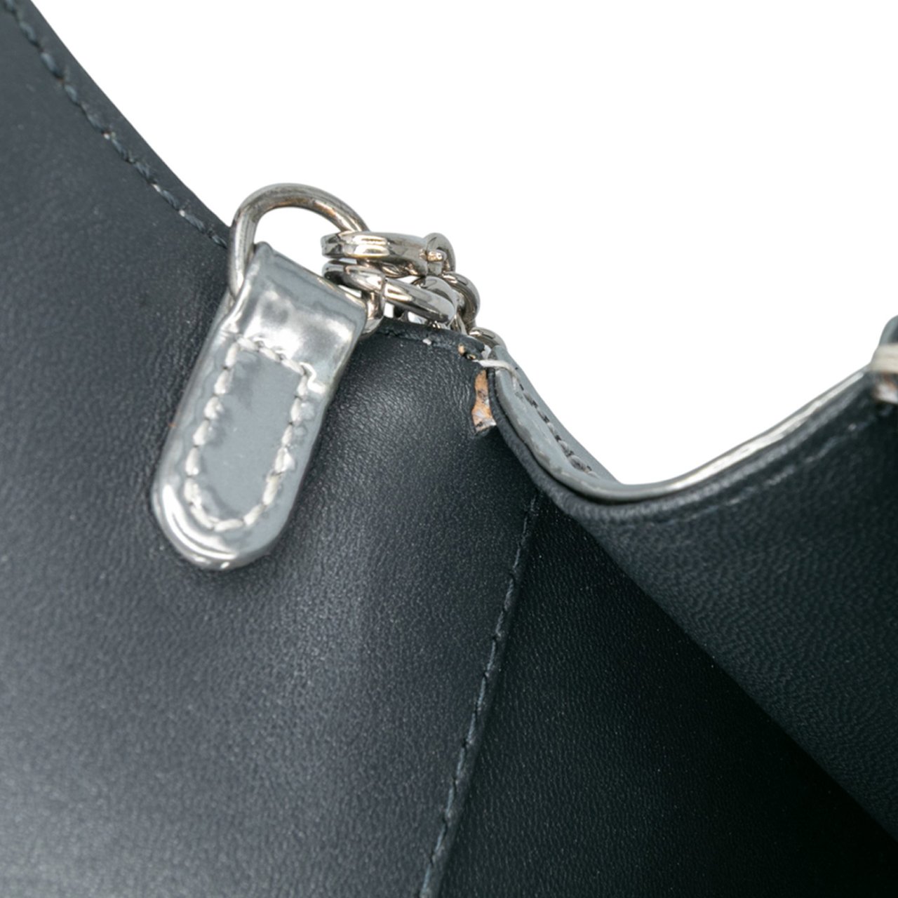 Dior Metallic Patent Microcannage Lady Dior Croisiere Chain Clutch Zilver