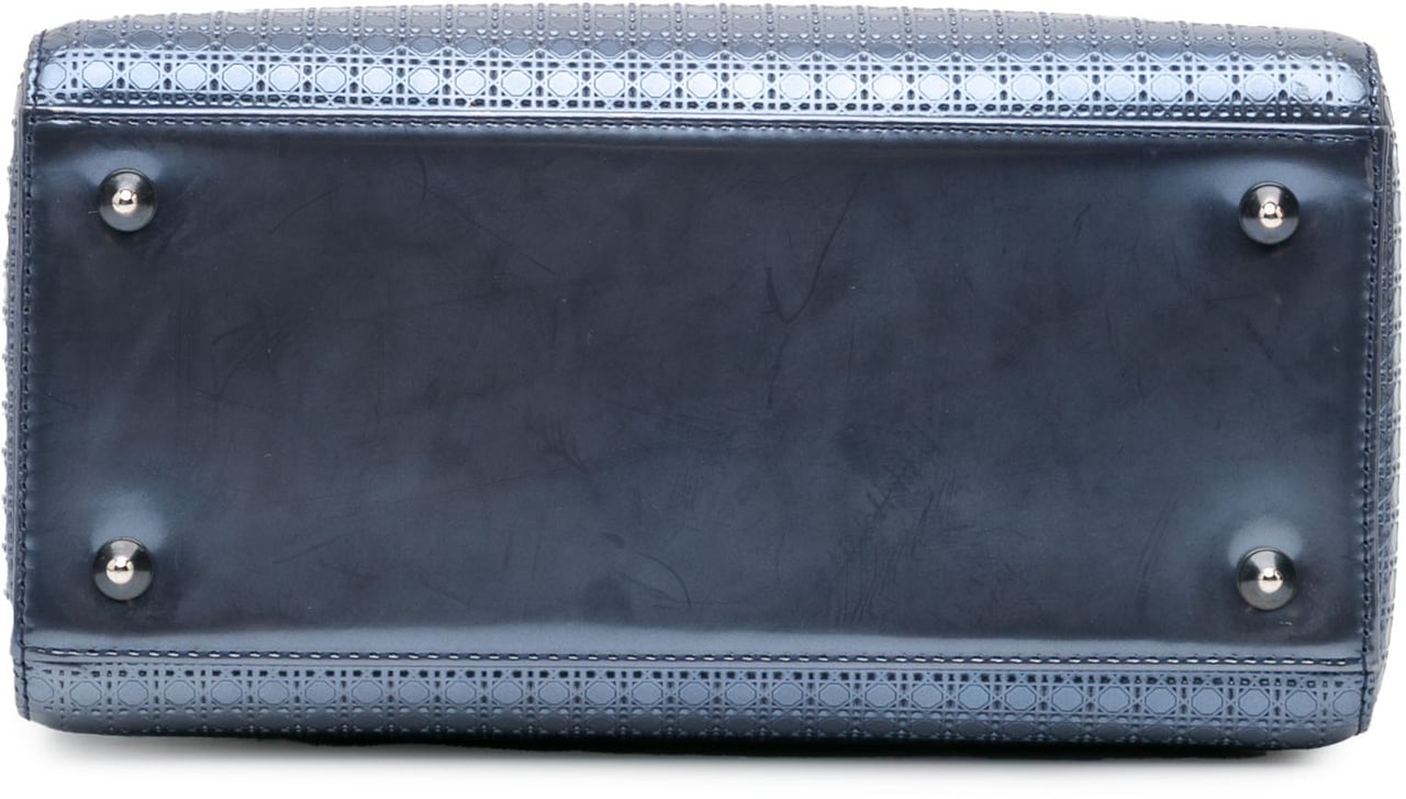 Dior Medium Metallic Patent Microcannage Lady Dior Blauw
