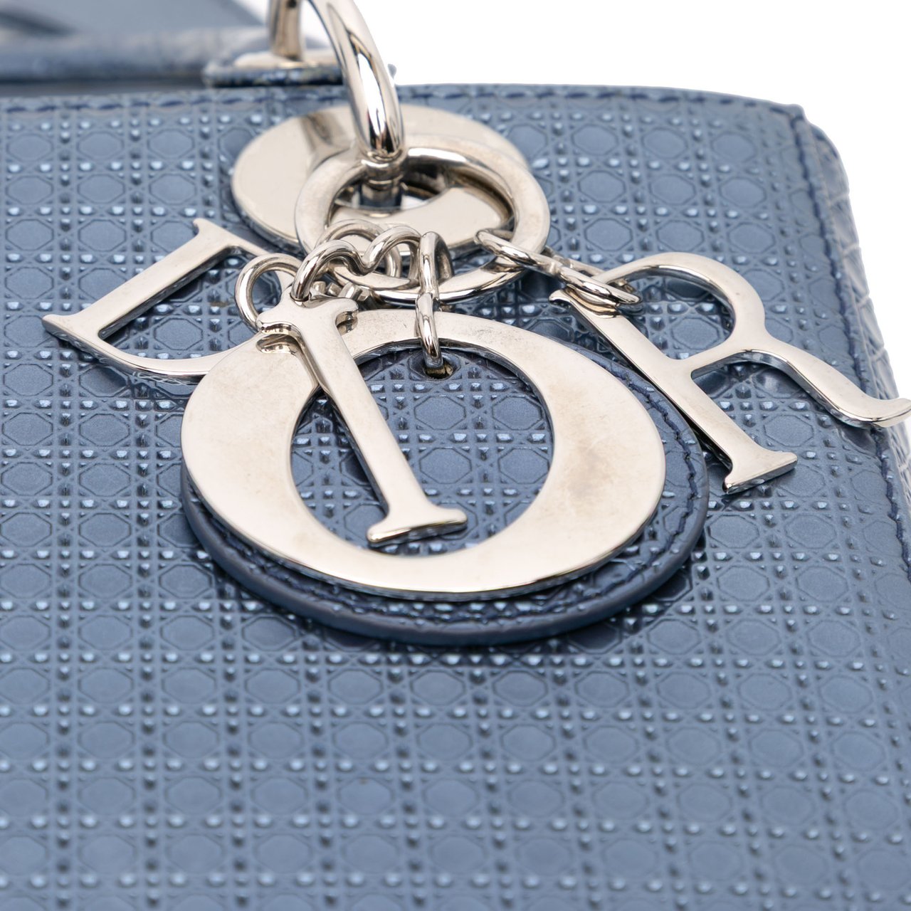 Dior Medium Metallic Patent Microcannage Lady Dior Blauw