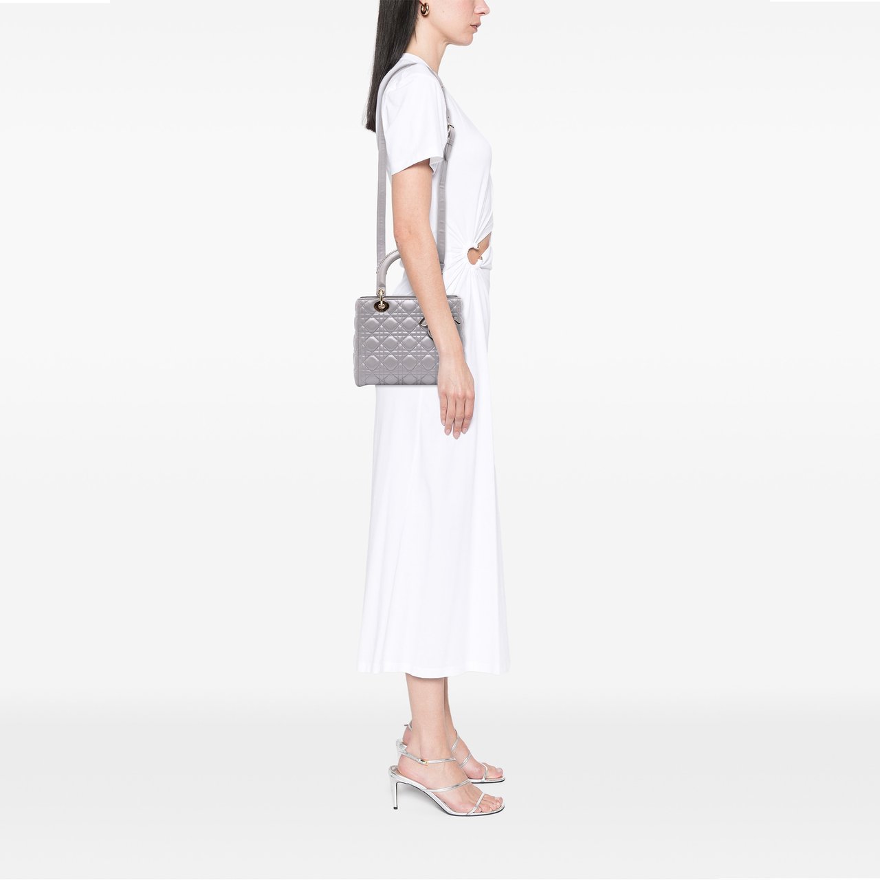 Dior Medium Pearlescent Lambskin Cannage Lady Dior Grijs