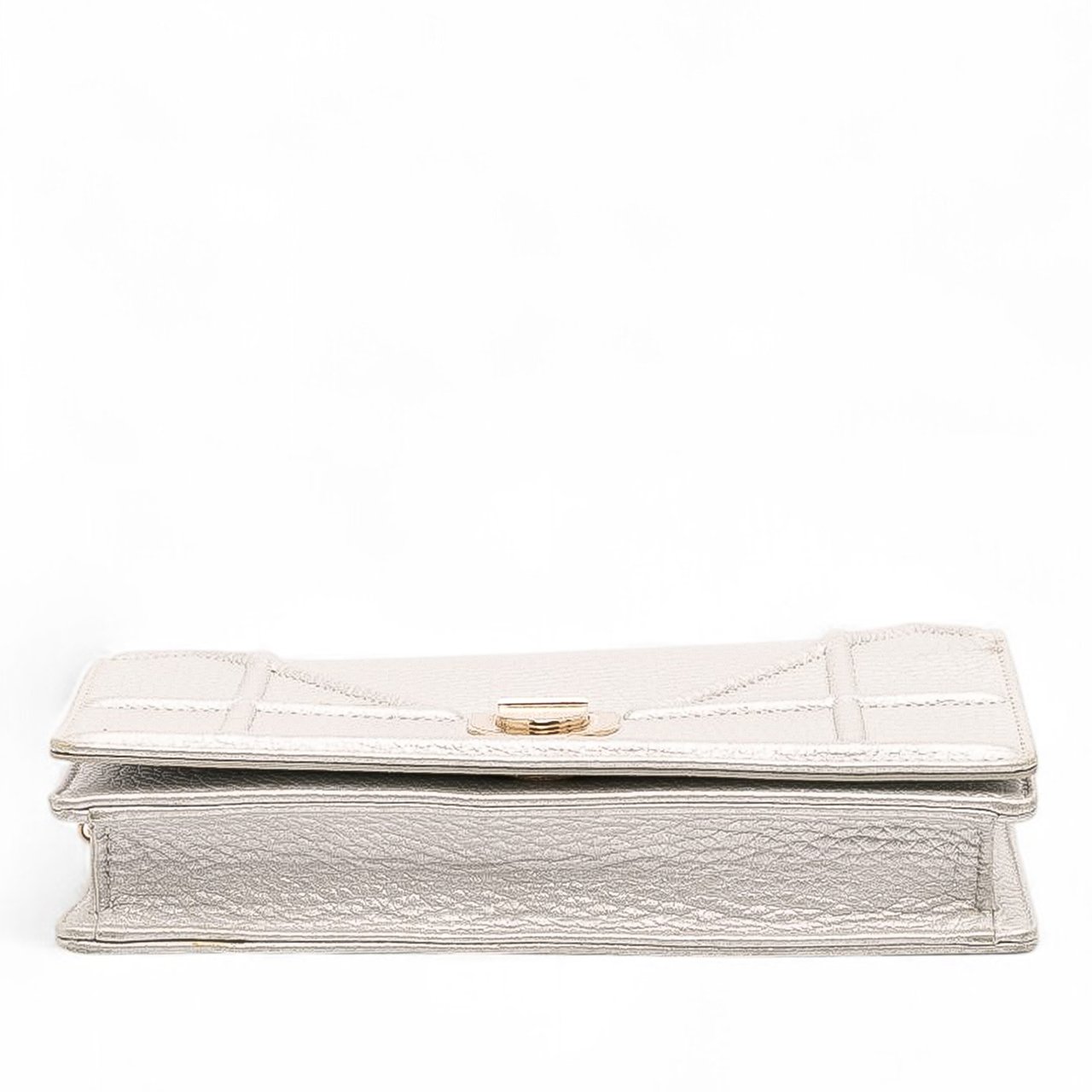 Dior Metallic Grained Calfskin Diorama Wallet On Chain Zilver
