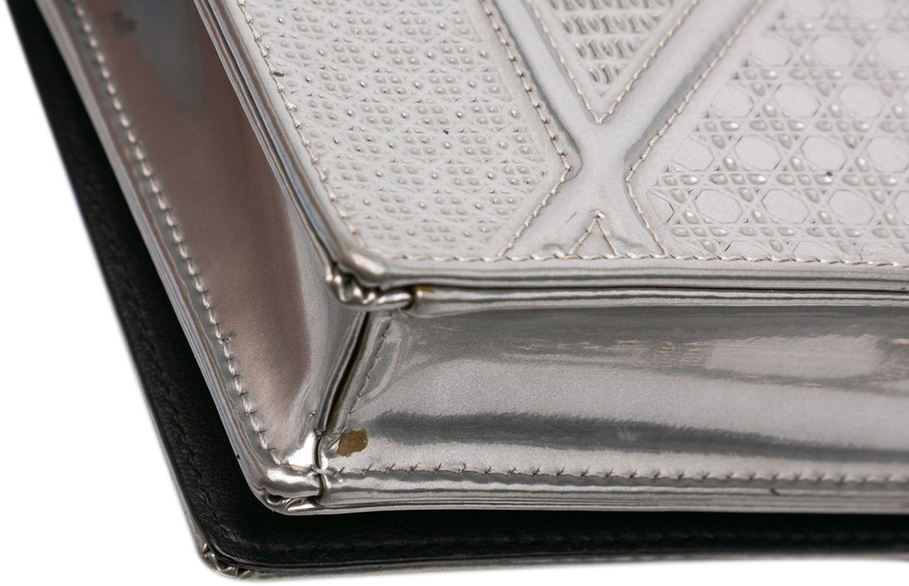 Dior Metallic Patent Microcannage Diorama Wallet on Chain Zilver