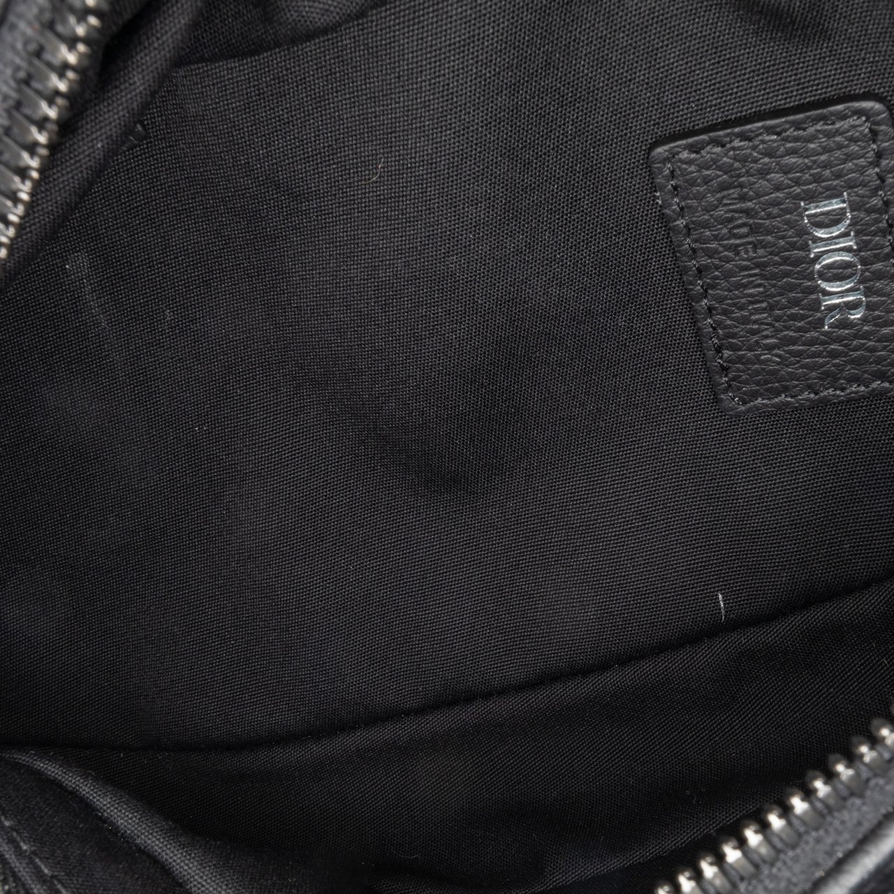 Dior Oblique Scarab Sling Zwart