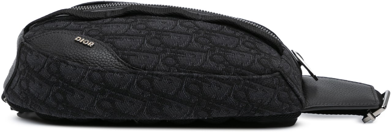 Dior Oblique Scarab Sling Zwart