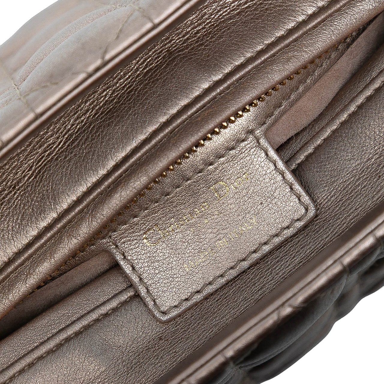 Dior Medium Metallic Lambskin Cannage Lady Dior Goud