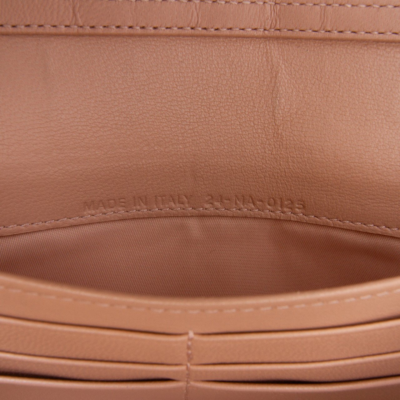 Dior Metallic Grained Calfskin Diorama Wallet on Chain Goud