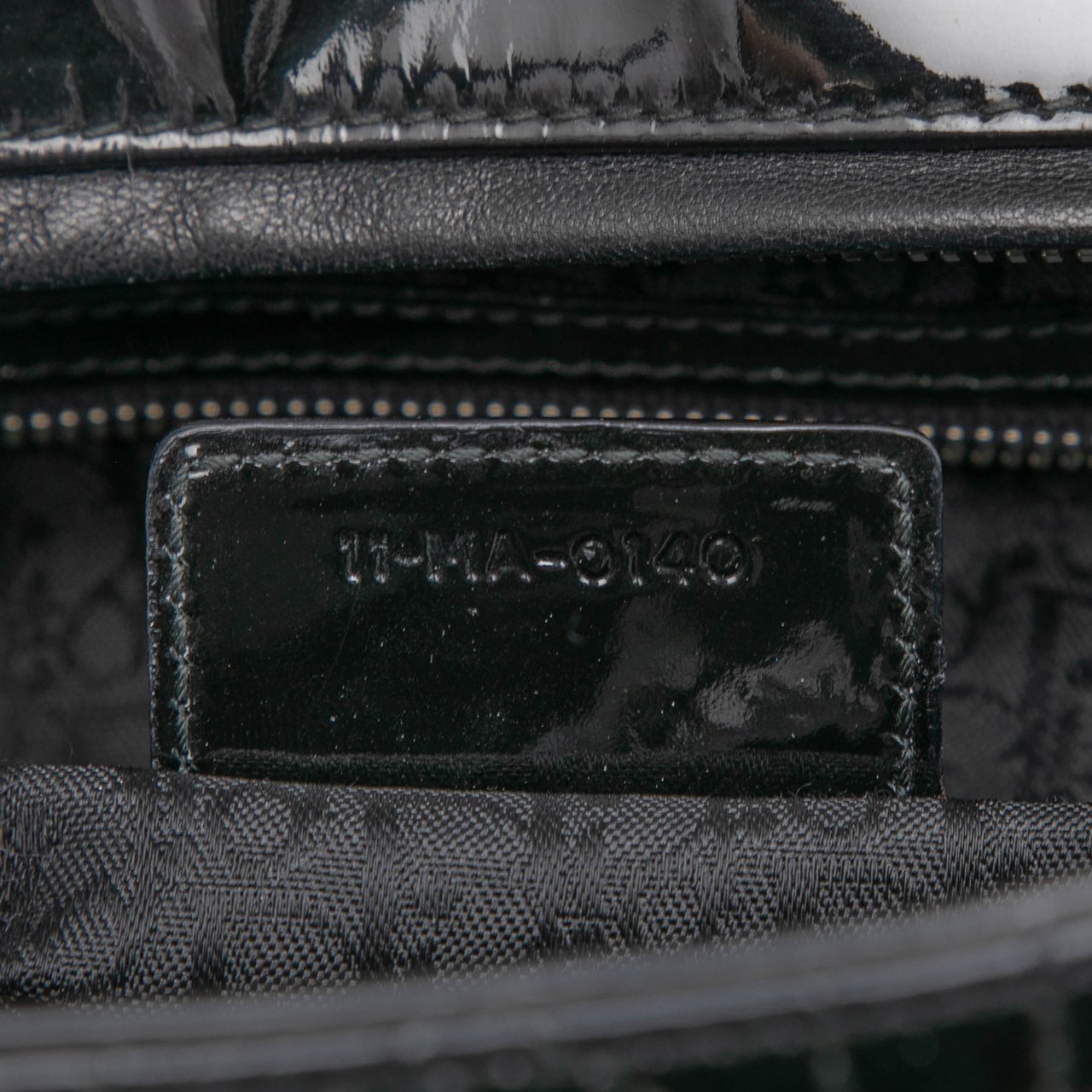 Dior Large Patent Cannage Lady Dior Zwart