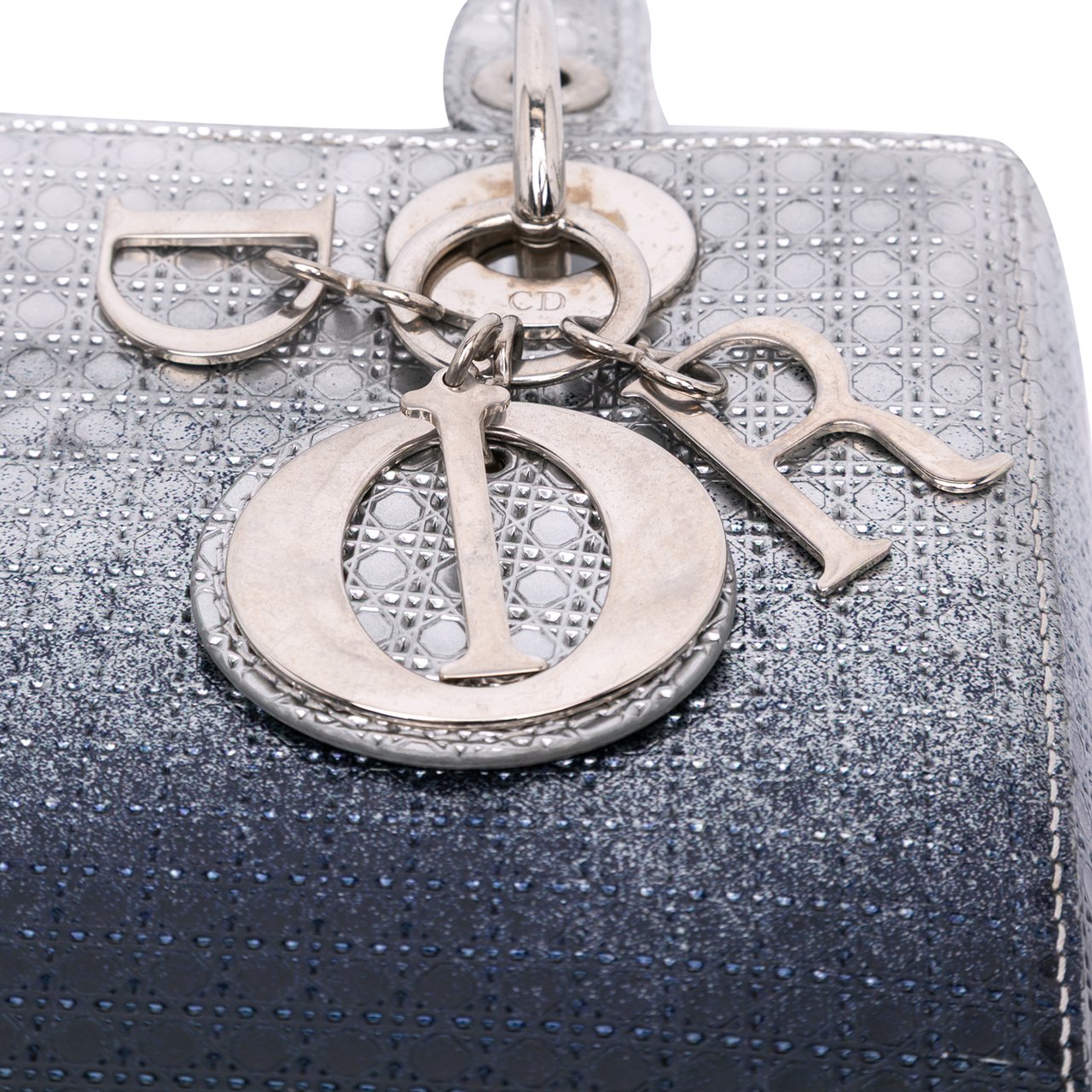 Dior Medium Ombre Metallic Patent Microcannage Lady Dior Zilver