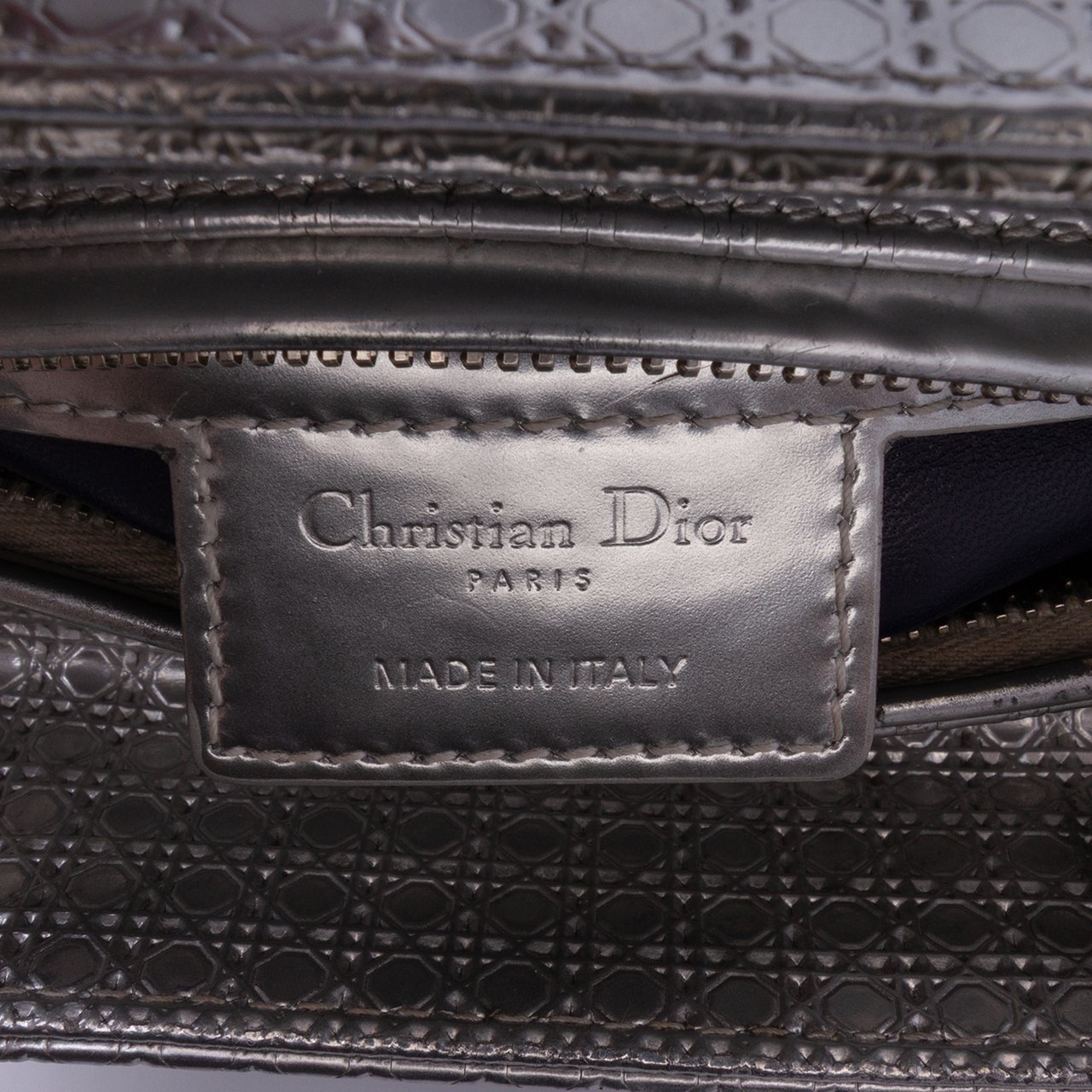 Dior Medium Ombre Metallic Patent Microcannage Lady Dior Zilver