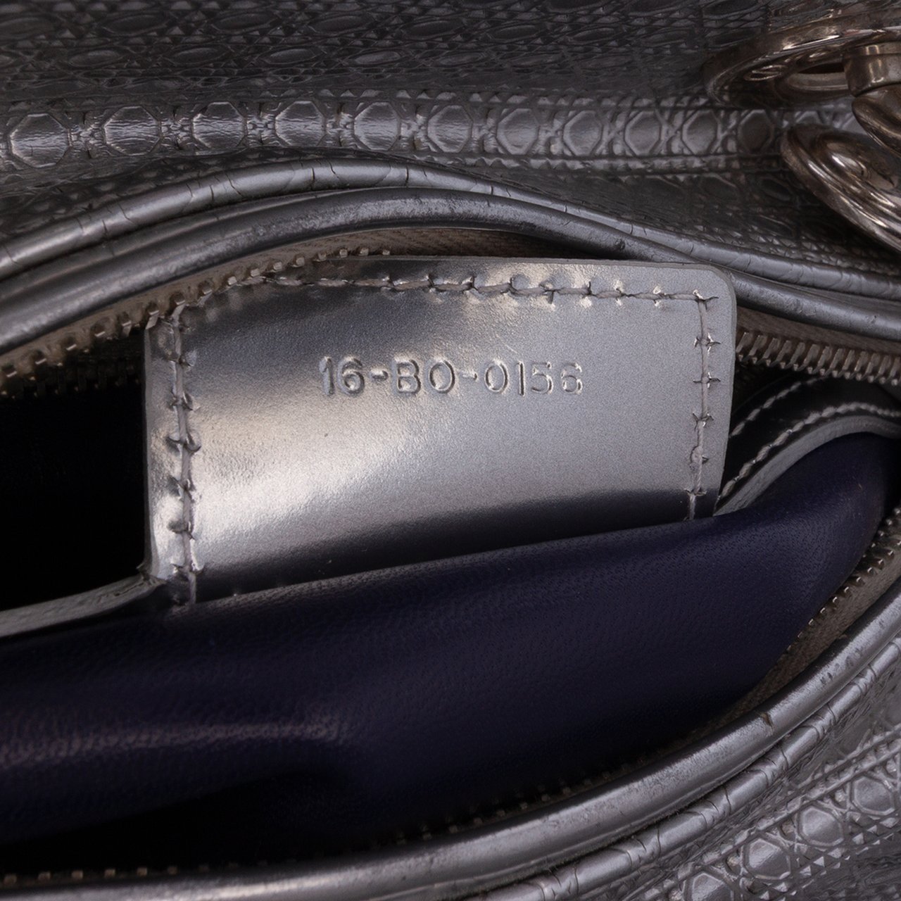Dior Medium Ombre Metallic Patent Microcannage Lady Dior Zilver