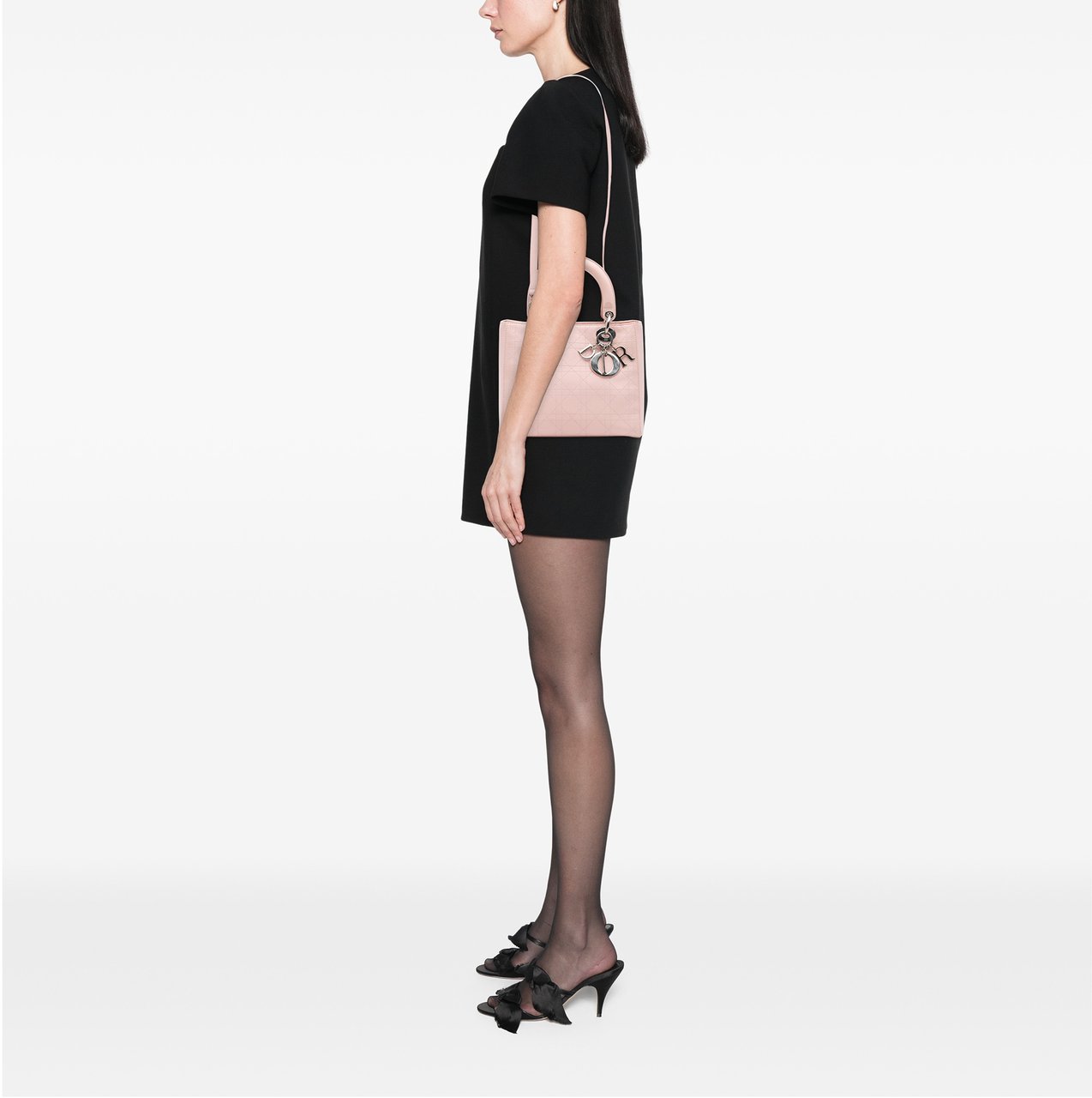 Dior Medium Calfskin Cannage Stitched Lady Dior Roze