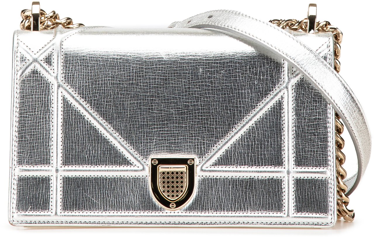 Dior Small Metallic Grained Calfskin Diorama Flap Zilver