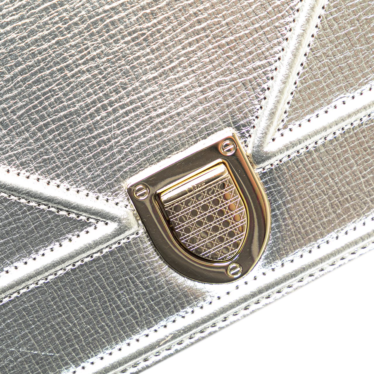 Dior Small Metallic Grained Calfskin Diorama Flap Zilver