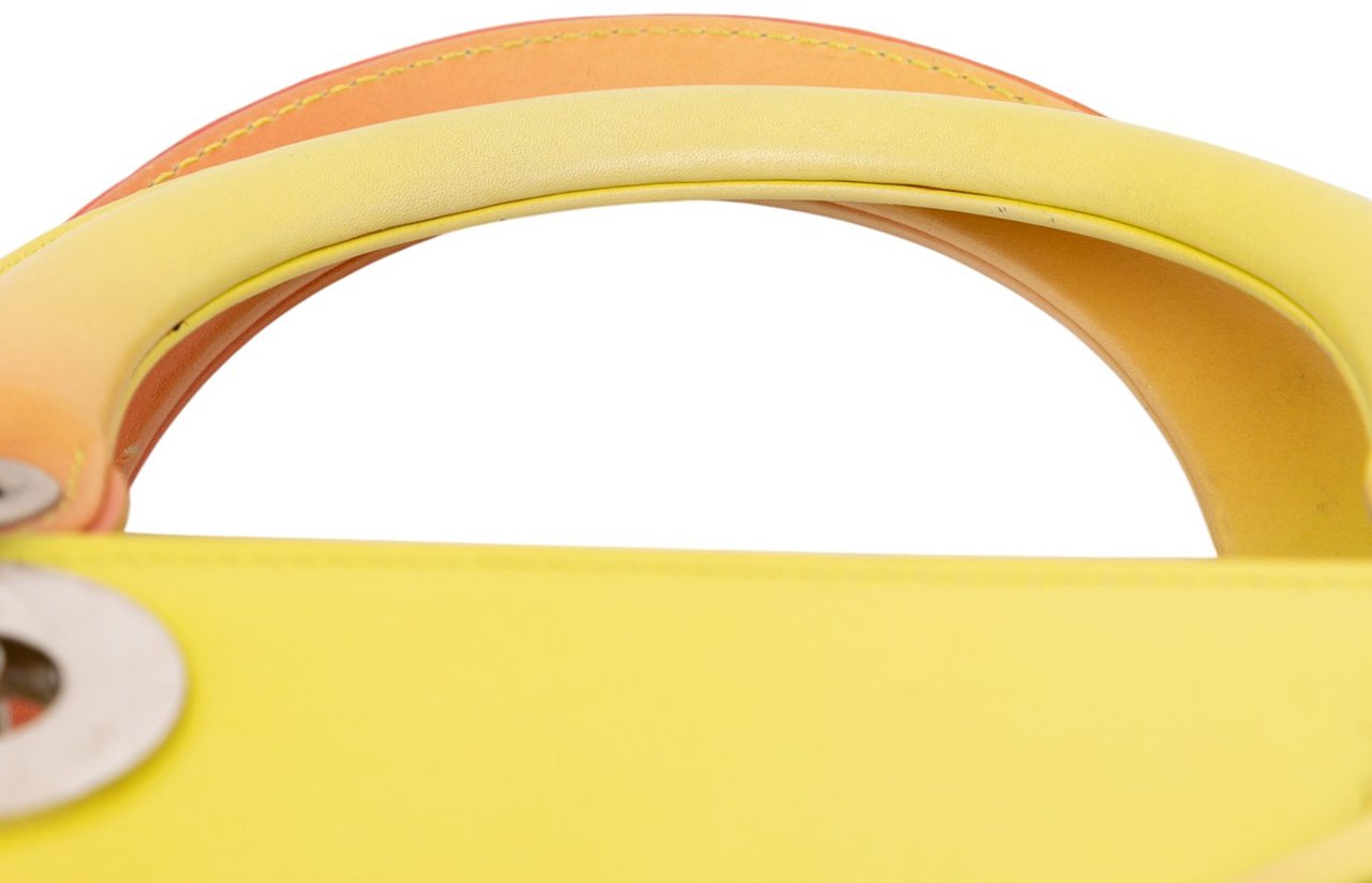 Dior Medium Ombre Calfskin Lady Dior Geel
