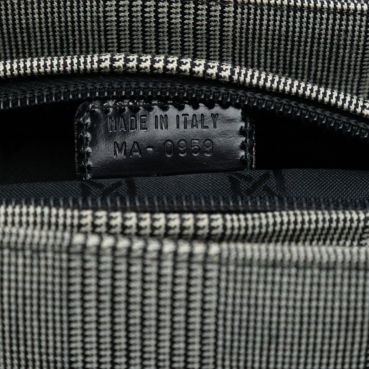 Dior Medium Canvas Houndstooth Lady Dior Grijs