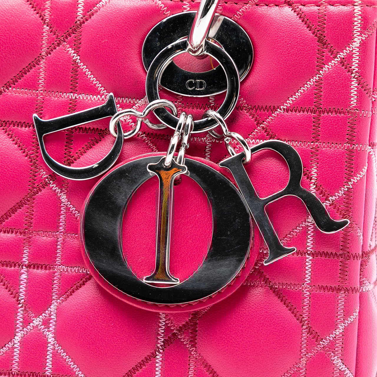Dior Medium Lambskin Cannage Lady Dior Roze