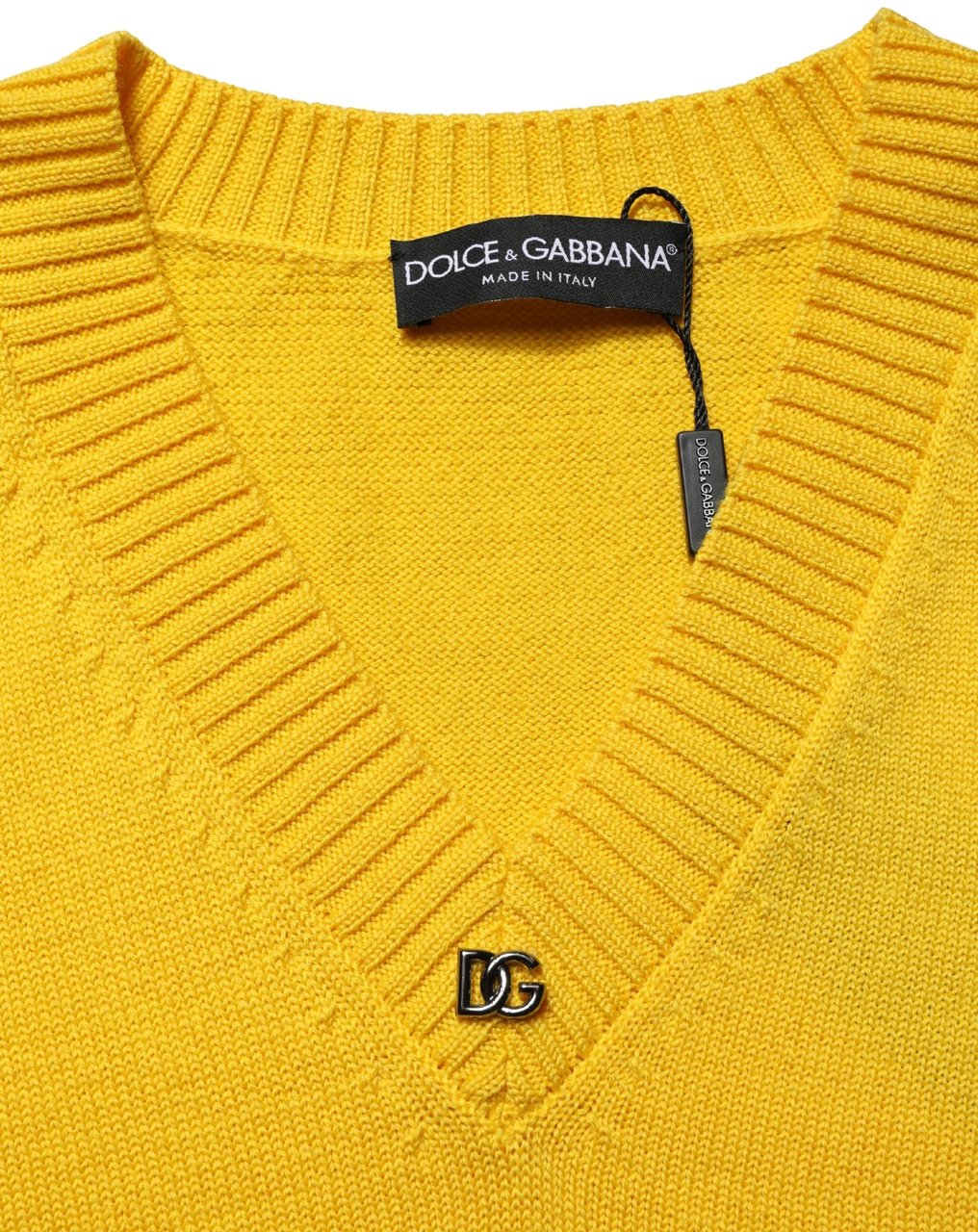 Dolce & Gabbana Wool Knitted V-Neck Pullover Yellow Geel