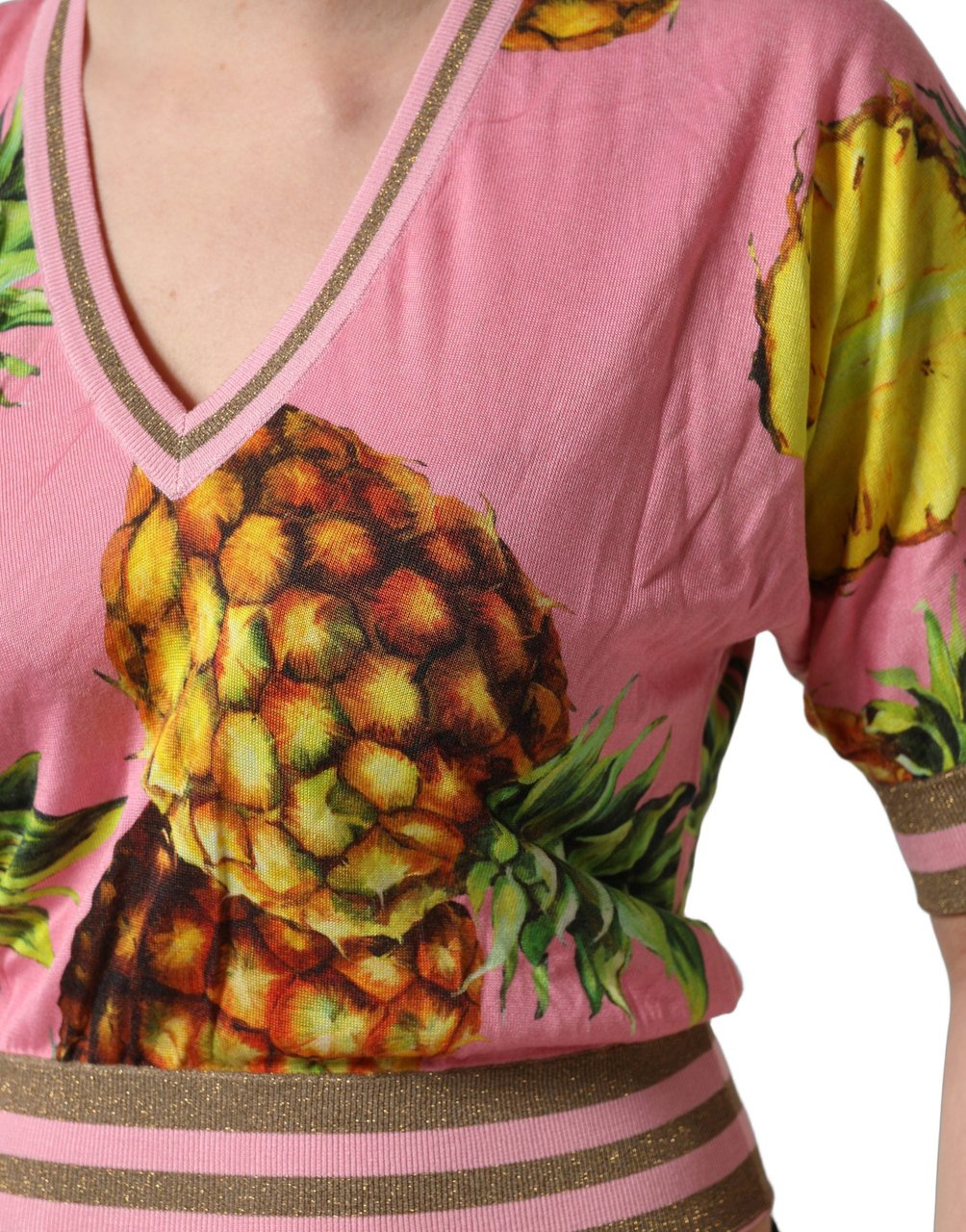 Dolce & Gabbana Pink Pineapple Vneck Short Sleeve Cropped Top Roze