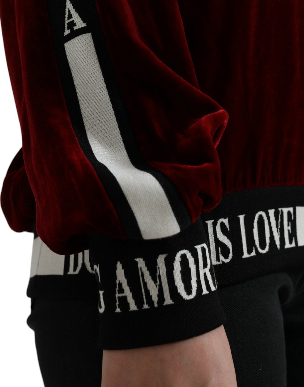 Dolce & Gabbana Bordeaux Velvet Round Neck Pullover Sweater Divers