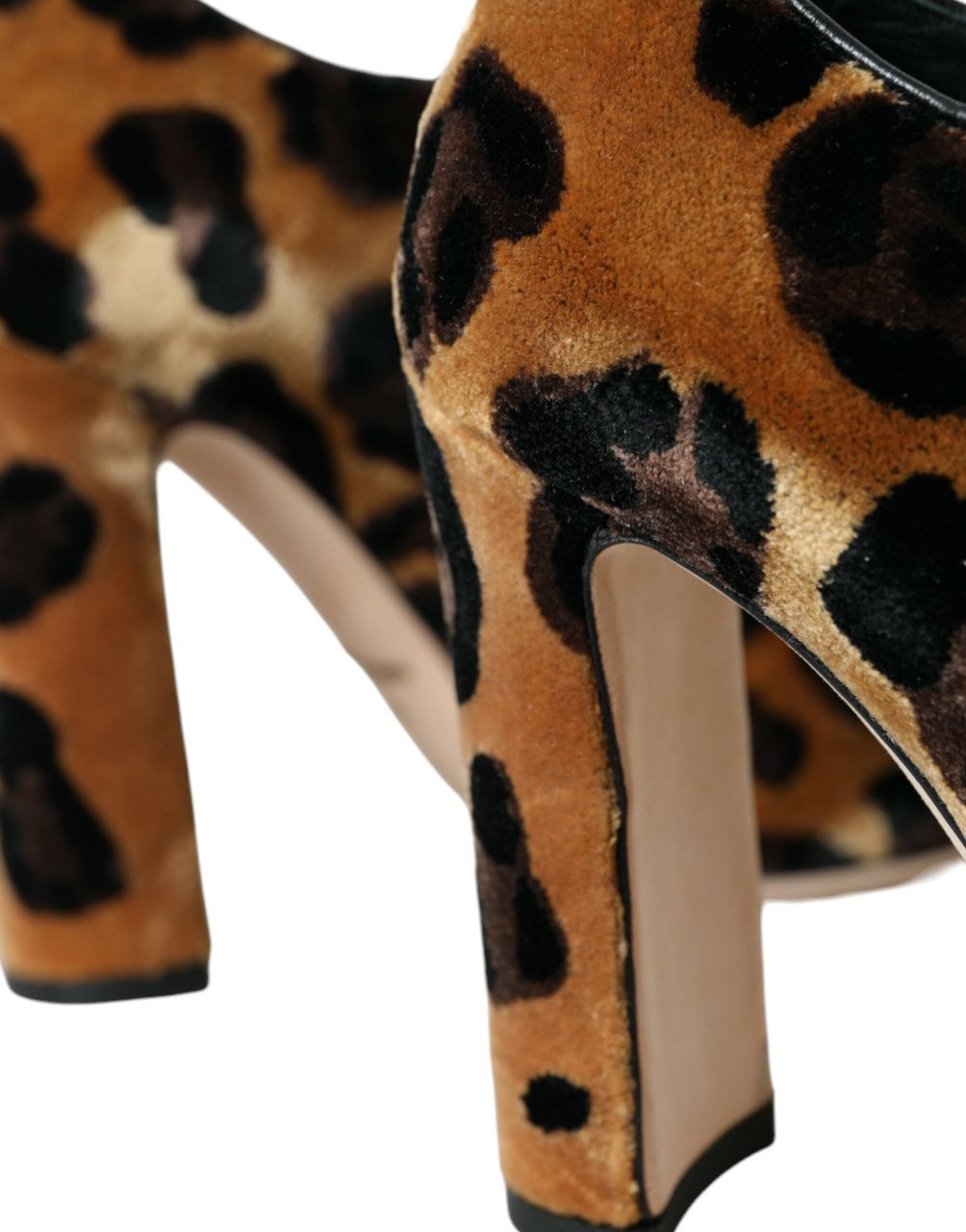 Dolce & Gabbana Brown Leopard Hair Lace Up Booties Shoes Bruin