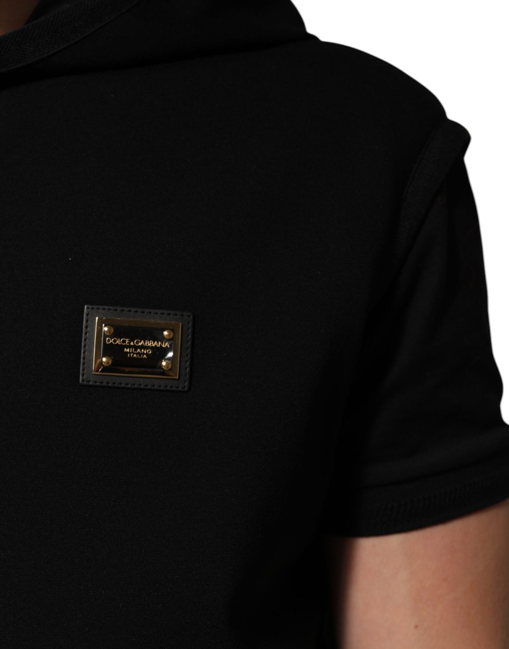 Dolce & Gabbana Black Sleeveless Hooded Logo Plaque Jacket Zwart