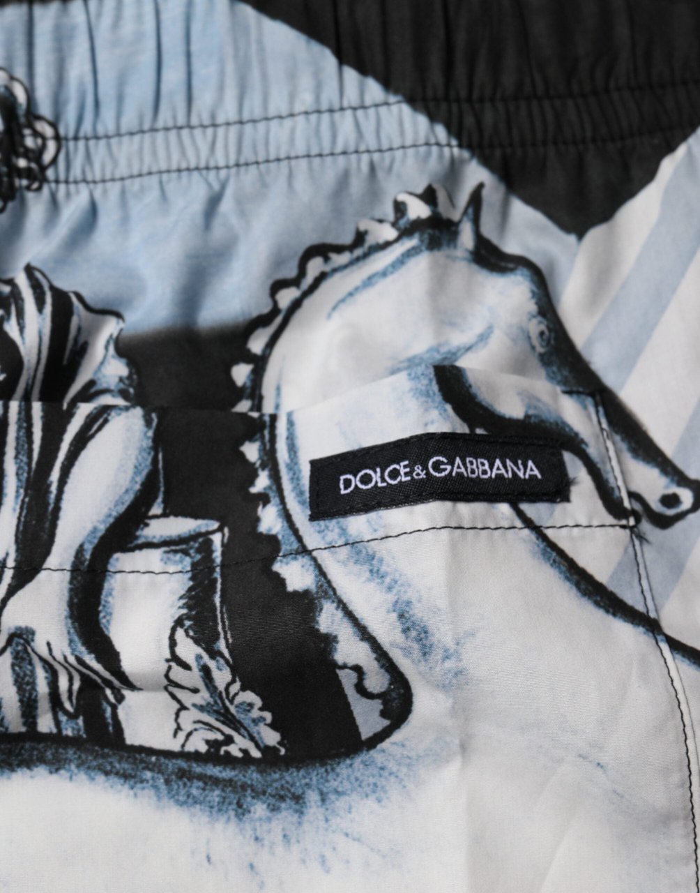 Dolce & Gabbana Blue Statue Print Cotton Mens Shorts Blauw