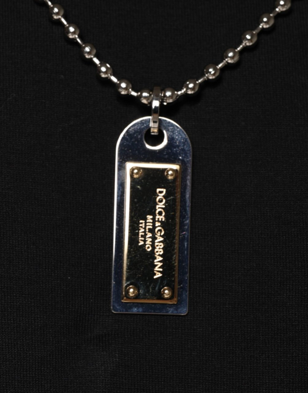 Dolce & Gabbana Black Cotton Necklace Embellished T-shirt Zwart