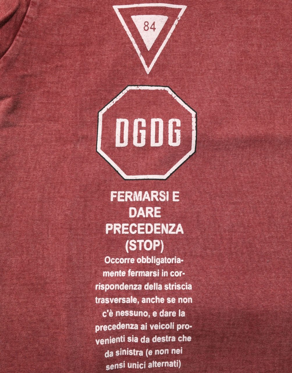 Dolce & Gabbana Maroon Print Round Neck Short Sleeve T-shirt Zwart