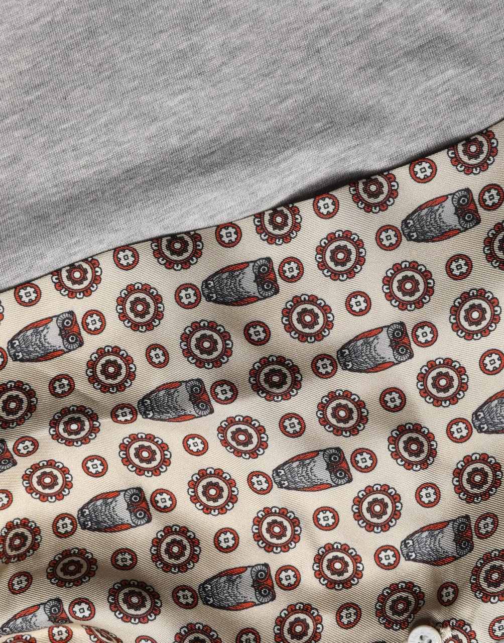 Dolce & Gabbana Gray Cotton V-neck Owl Silk Scarf Top T-shirt Grijs