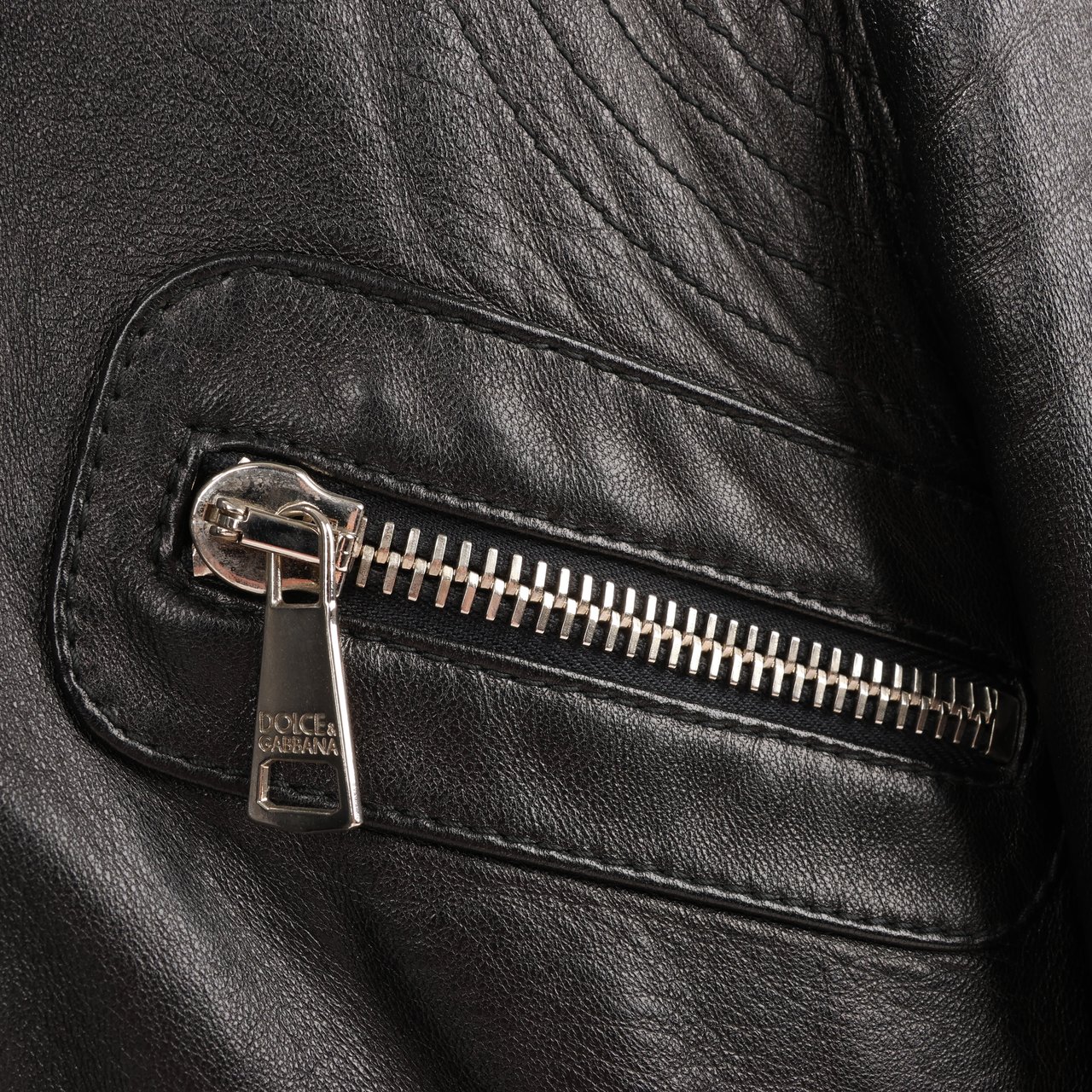 Dolce & Gabbana Dolce & Gabbana Black Leather and Leopard Biker Jacket, Size 38 Zwart