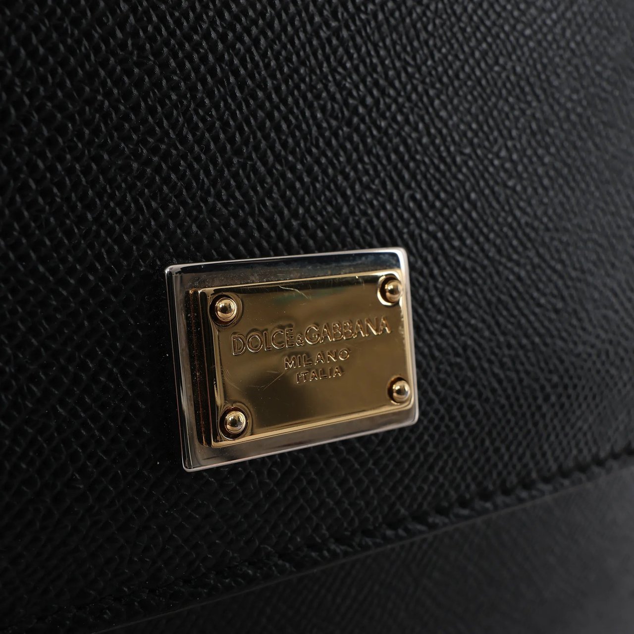 Dolce & Gabbana Sicily Dauphine Leather Handbag in Black Zwart