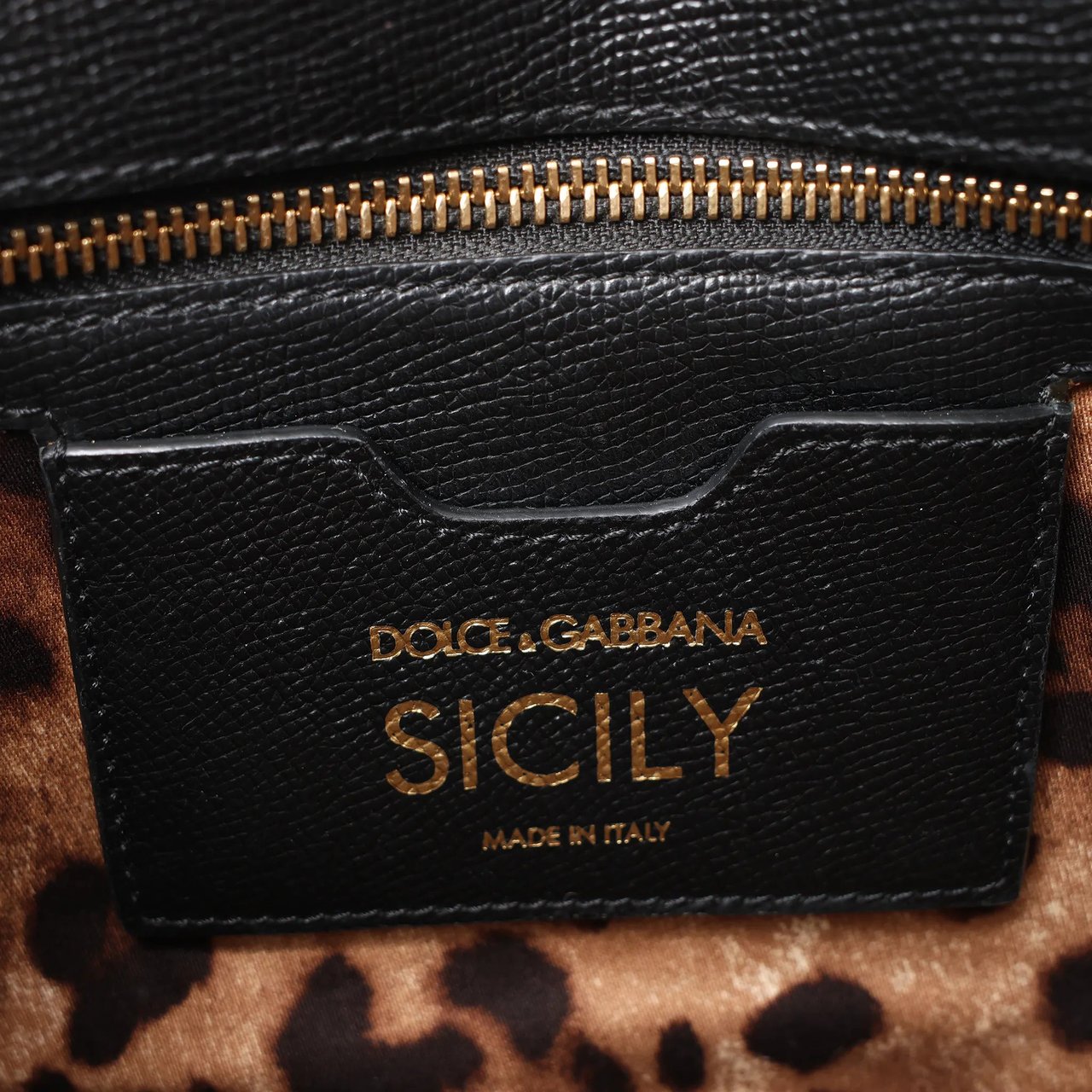 Dolce & Gabbana Sicily Dauphine Leather Handbag in Black Zwart