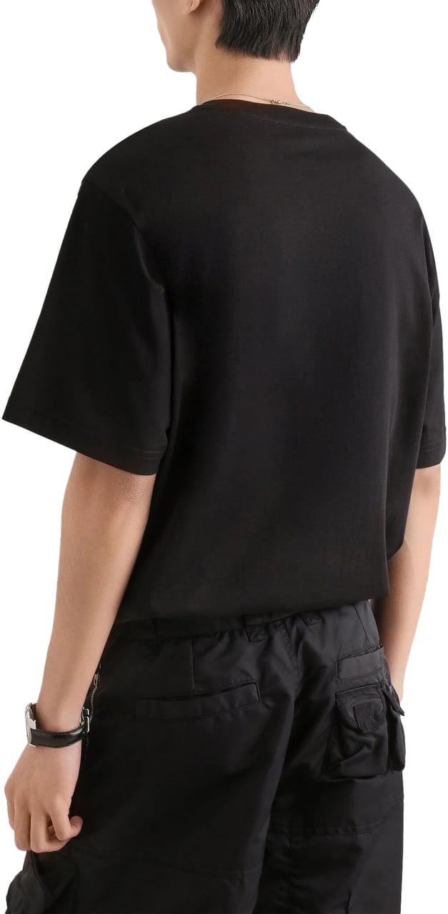 Dolce & Gabbana Short-Sleeve T-Shirt with Crew Neck and Signature Emblem Zwart