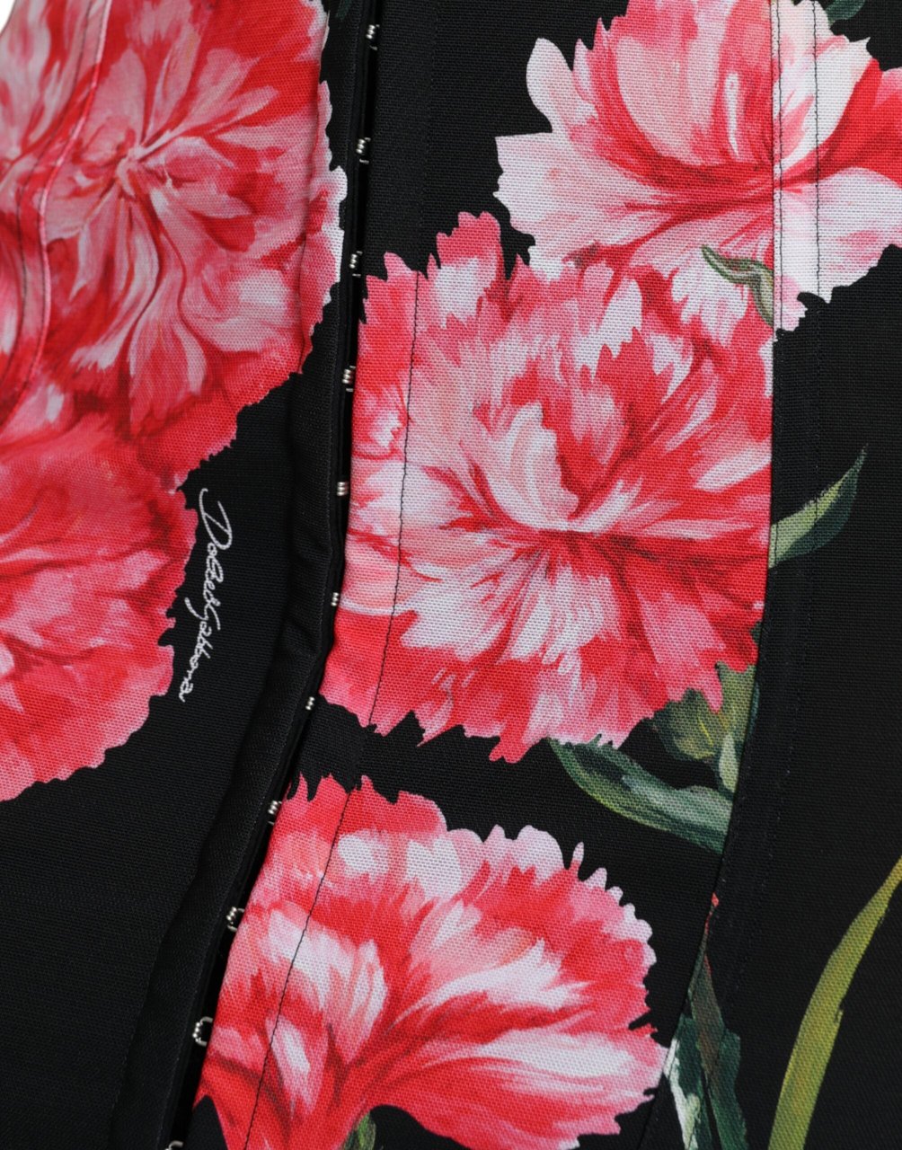 Dolce & Gabbana Black Carnation Pencil Cut Knee Length Skirt Zwart