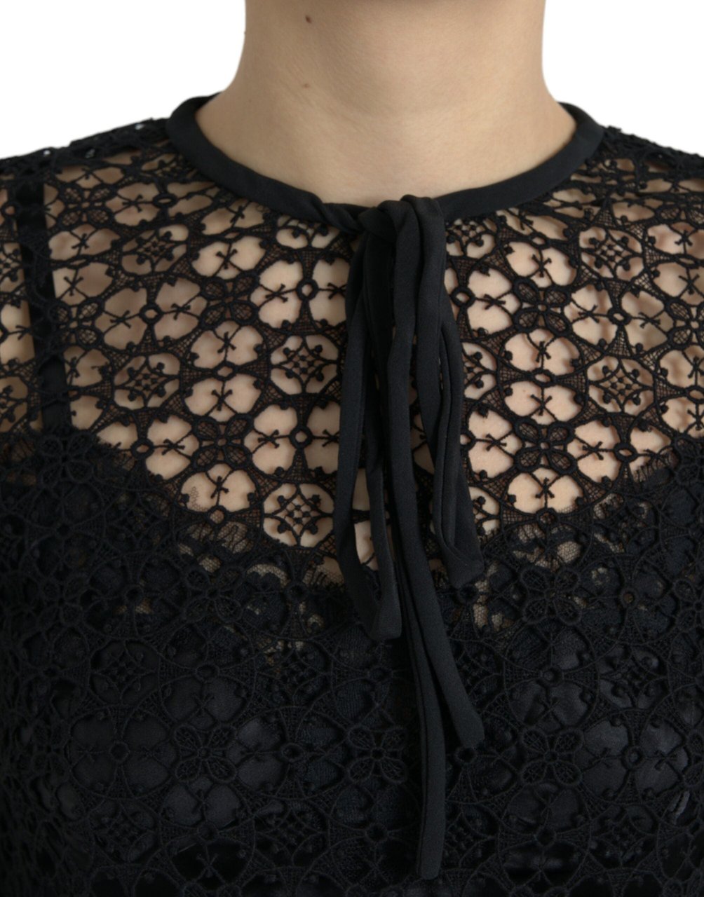 Dolce & Gabbana Black Floral Lace Short Sleeves Blouse Top Zwart