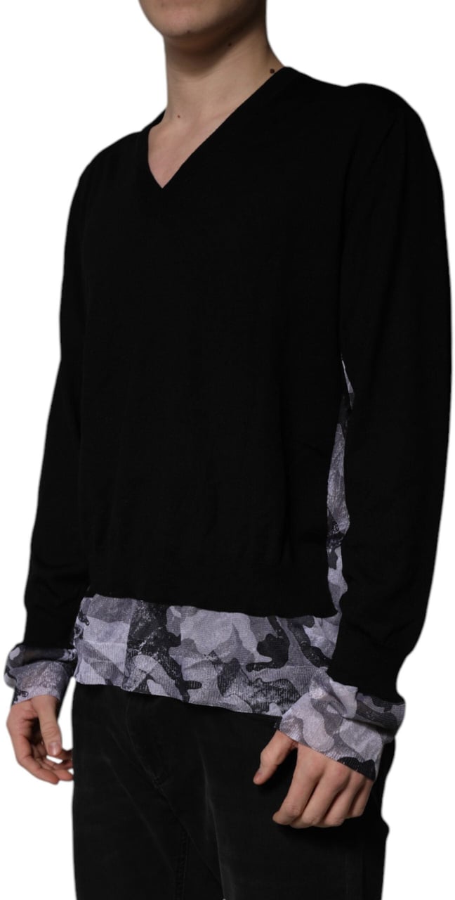 Dolce & Gabbana Black Camouflage V-neck Pullover Sweater Zwart