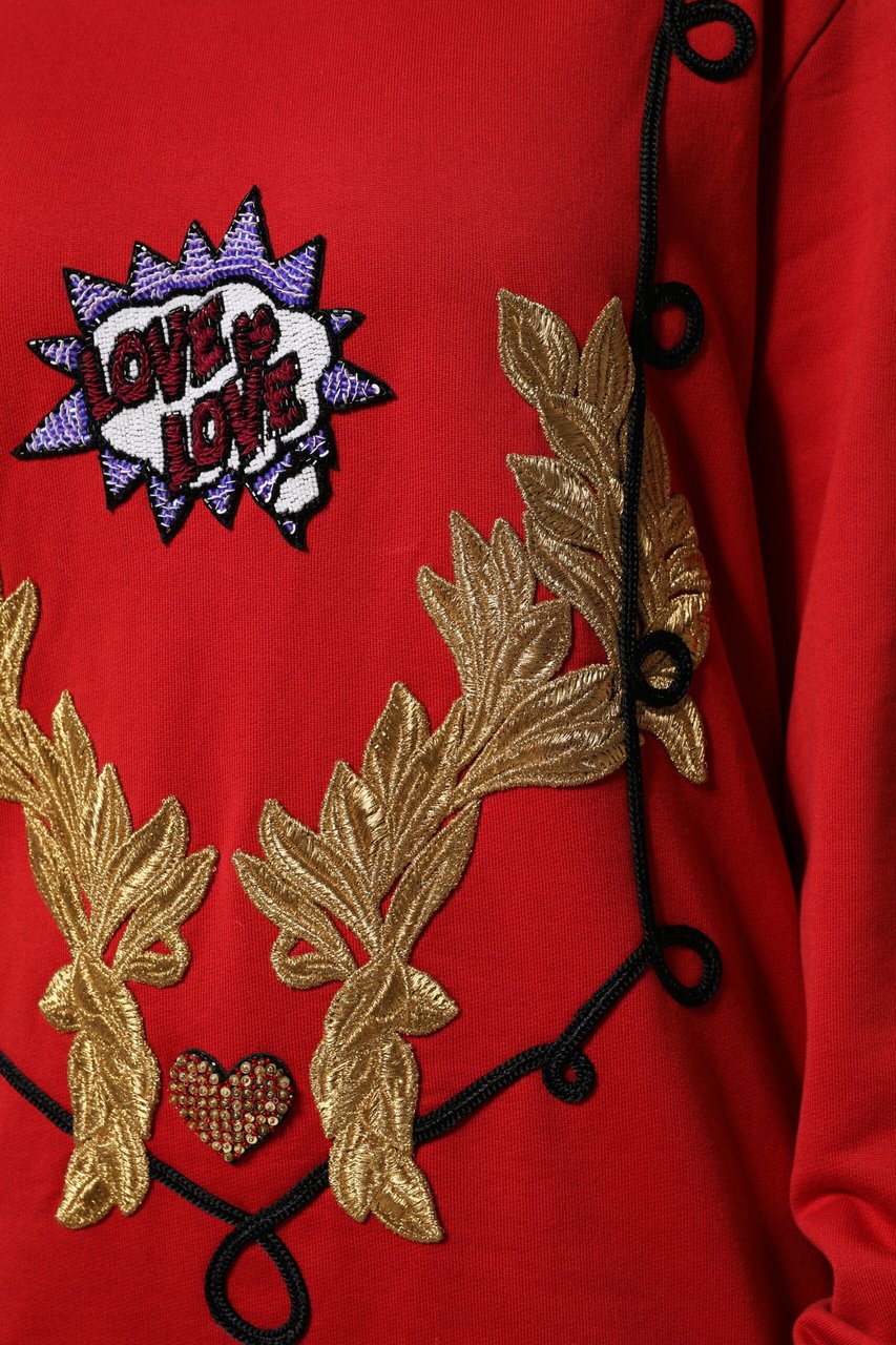 Dolce & Gabbana Red Cotton Queen Sequined Pullover Sweater Rood