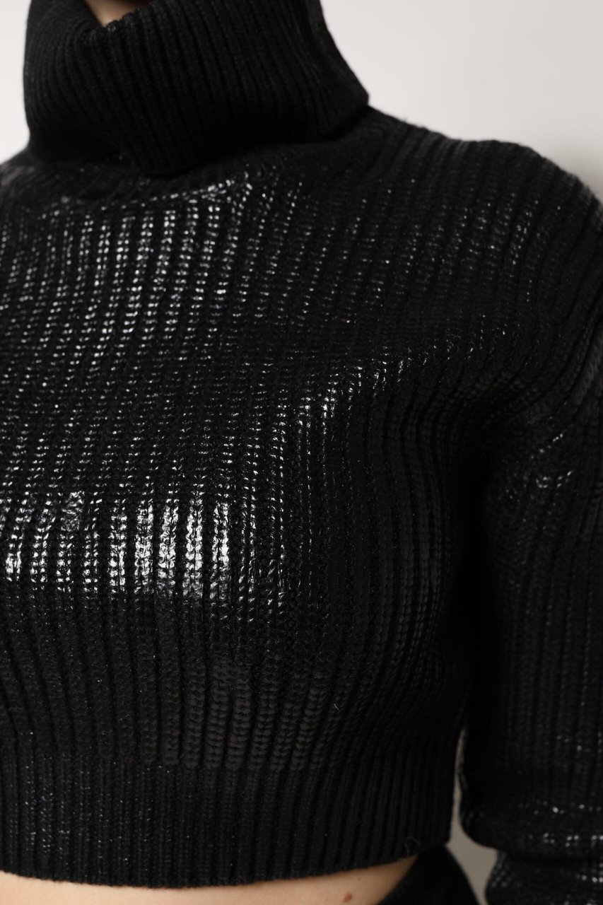 Dolce & Gabbana Black Wool Long Sleeve Turtleneck Cropped Top Zwart