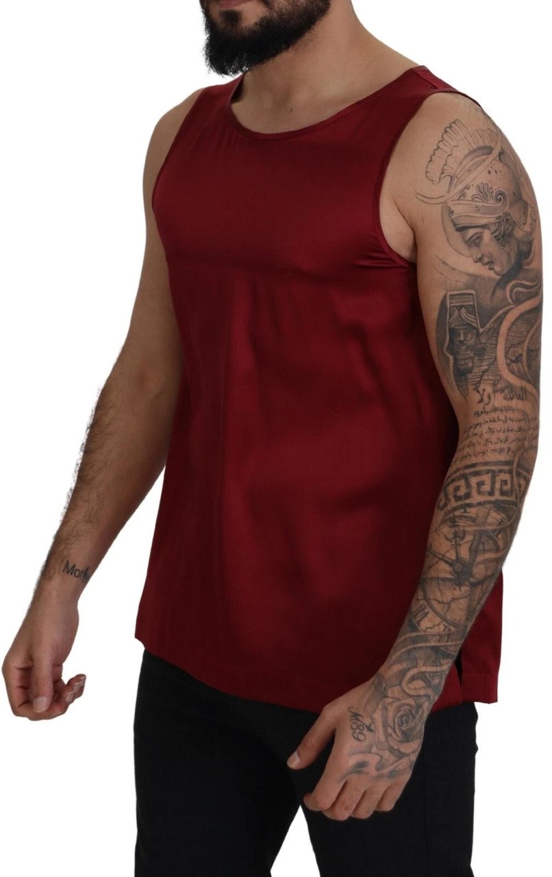 Dolce & Gabbana Red Round Neck Sleeveless Silk T-shirt Rood