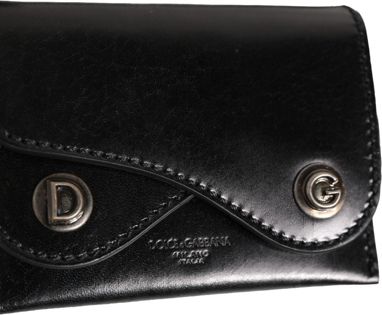 Dolce & Gabbana Black Cavallo Leather Wallet Chain Snap Bifold Card Holder Zwart