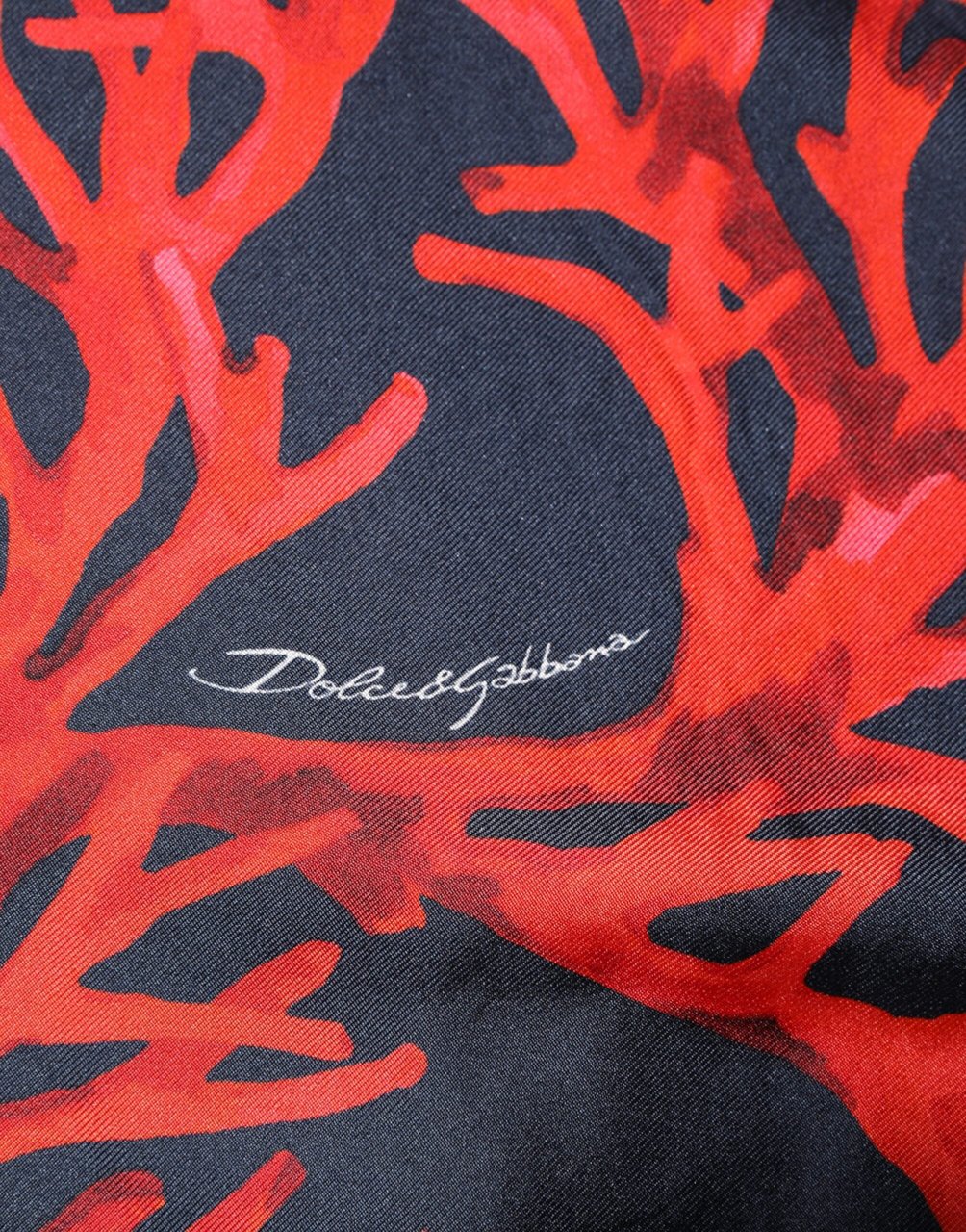Dolce & Gabbana Silk Navy Red Coral Print Pullover Sweater Zwart