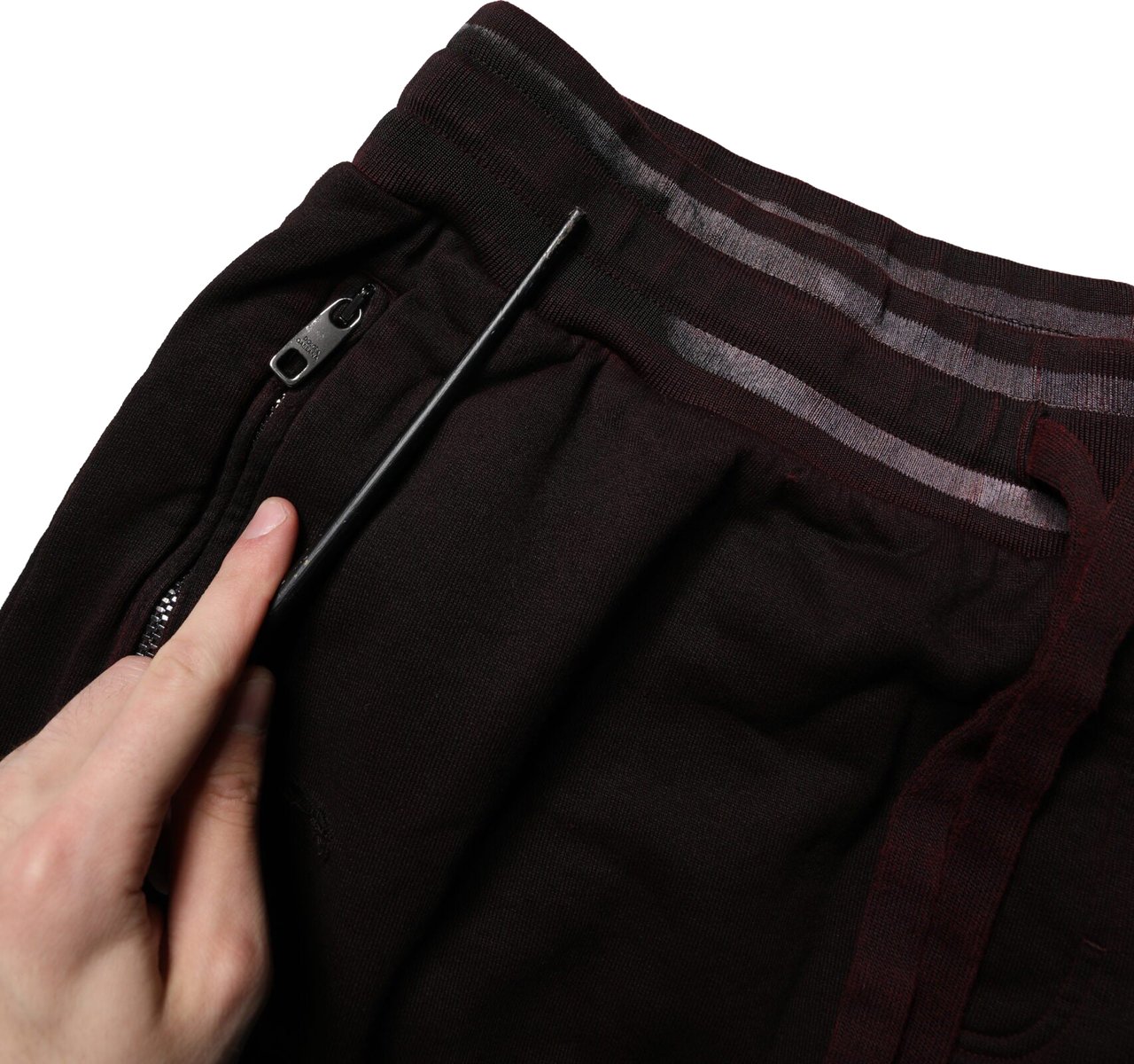 Dolce & Gabbana Maroon Cotton Logo Plaque Men Bermuda Shorts Zwart
