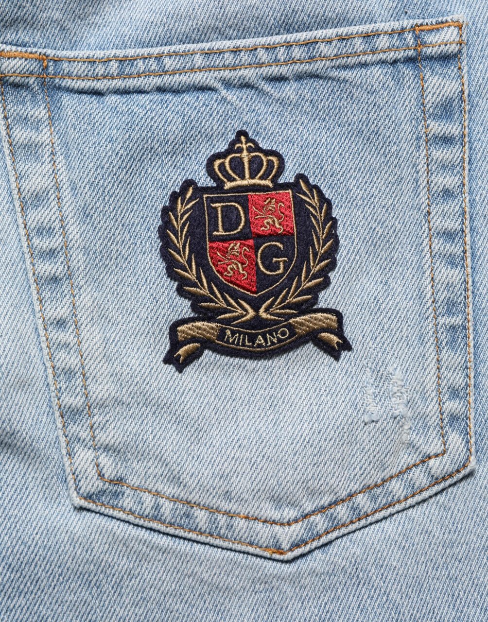 Dolce & Gabbana Blue Cotton Distressed Denim Bermuda  Shorts Blauw