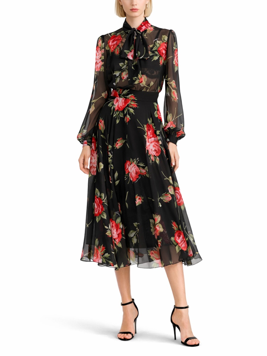 Dolce & Gabbana Black Rose Bouquet Printed Silk Blouse Zwart